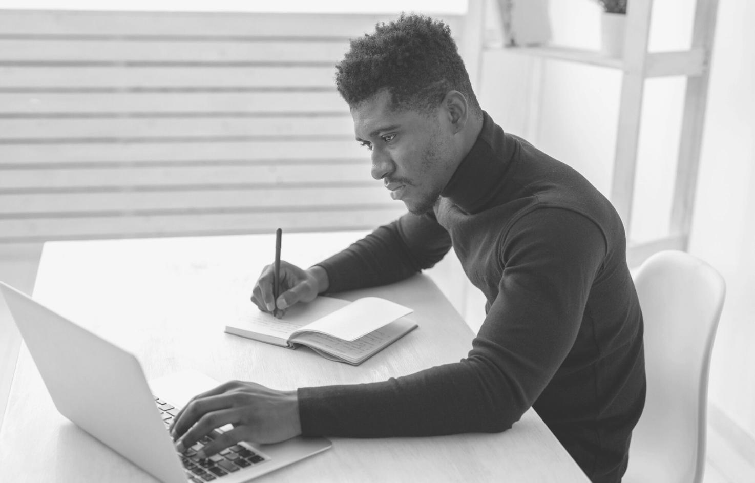 Espace de travail organisé pour l'apprentissage à distance